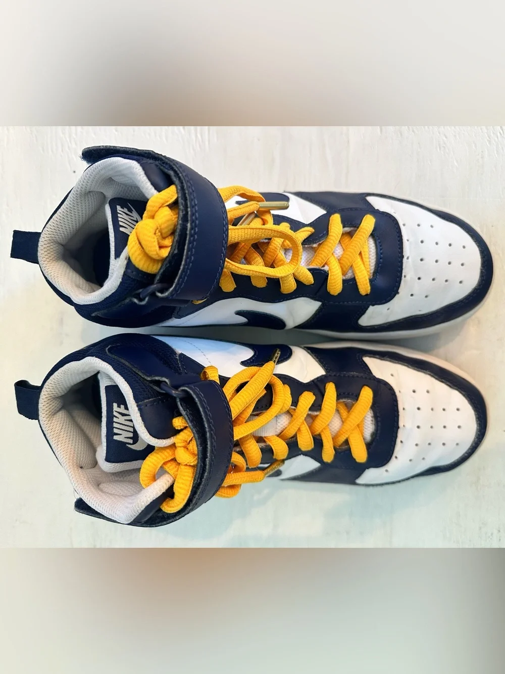 Nike Kids High-Top Sneakers in Navy and Yellow - Picture 3 of 7